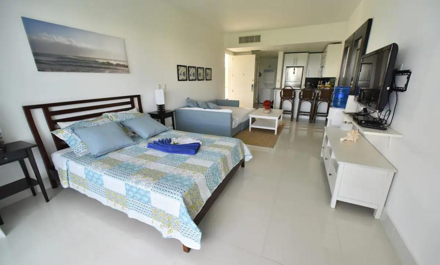 Seawinds Studio - Beachfront Getaway Cabarete Pokoj fotografie